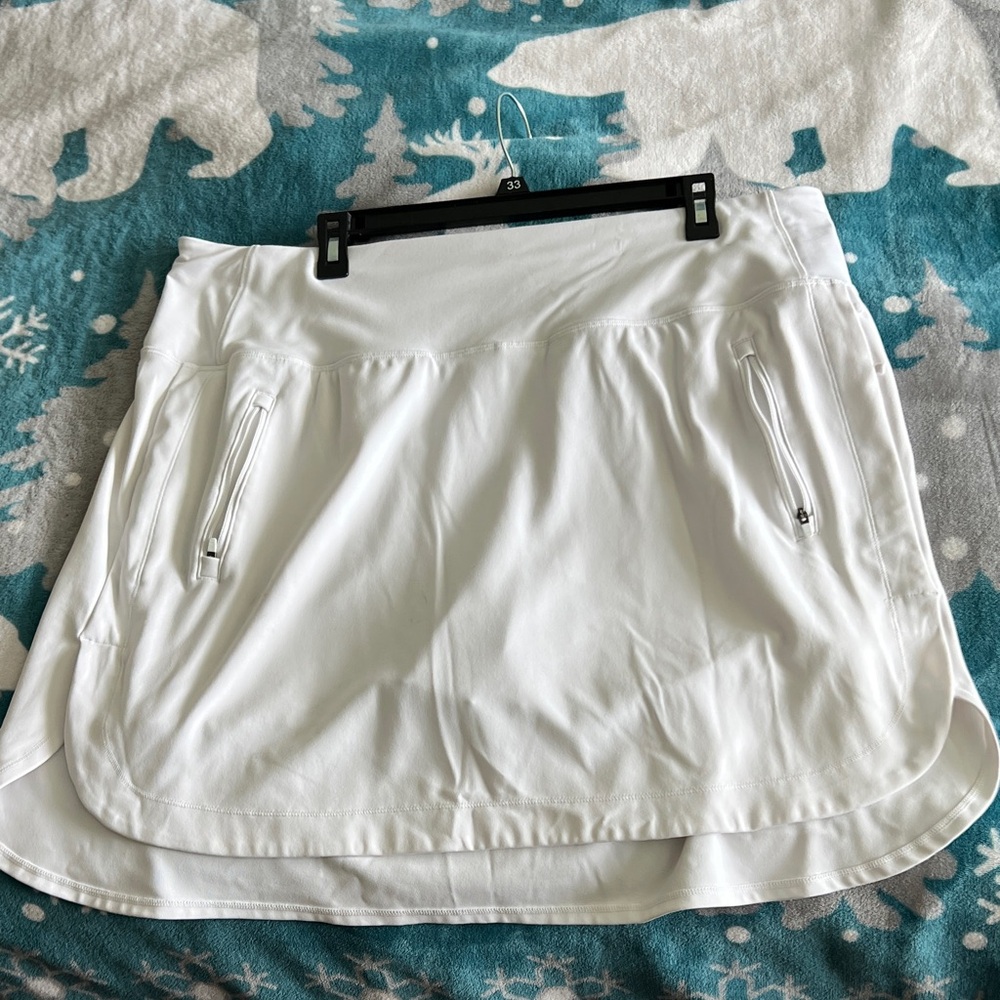 Athleta Fairway Golf Skort in Cream